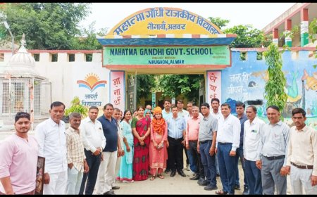 व्याख्याता मनीषा के महात्मा गांधी राजकीय विद्यालय नौगावा पहुंचने पर नगरपालिका वासियों ने किया भव्य स्वागत
