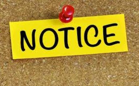 सरकारी डॉक्टर मेडिकल स्टोर के बगल में मरीजों का इलाज करता मिला, नोटिस दिया