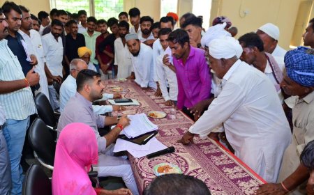 विधायक रविंद्र सिंह भाटी की जनहित पहल: बुजुर्गों की तीर्थ यात्रा और खेल प्रतिभाओं को प्रोत्साहन