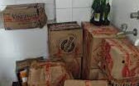 अवैध रूप से चल रही शराब की दुकान पर छापा, अंग्रेजी व देशी शराब का अवैध स्टॉक बरामद