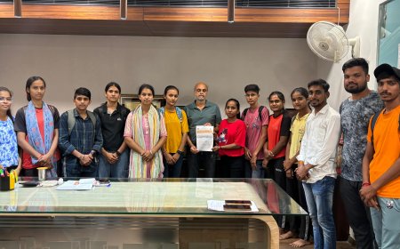 नेट बाॅल को विश्वविद्यालय खेल कैलेंडर में जोड़ने की विद्यार्थियों की मांग पर अनुशंसा की विधायक अशोक कोठारी ने।