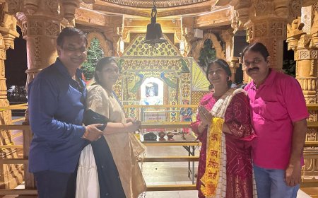 हर घर में "सर्वे भवन्तु सुखिन: " सनातन धर्म की जलनी चाहिये लौ: नोगांवा मन्दिर पुर में श्री ज्योत दर्शन कार्यक्रम आयोजित