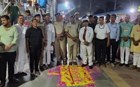 अलवर रेलवे स्टेशन पर सरसंचालक मोहन भागवत का किया भावभीना स्वागत