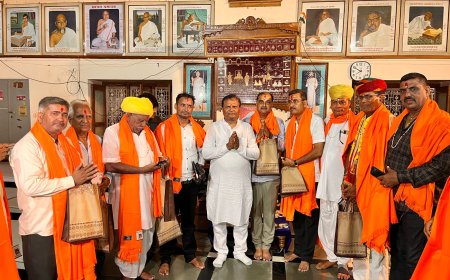 गाजे बाजे व जयकारो के साथ सिरोडी मे संत महात्माओ का किया भव्य स्वागत, भक्तो का उमड़ा हुजूम