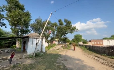 अलवर: टहला बिजली विभाग की अनदेखी जान पर भारी: आम रास्ते पर बिजली पॉल बना यमदूत, एईएन ने दो दिन की समय सीमा में पॉल को ठीक करवाने का दिया आश्वासन