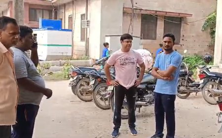 बालकोनी से गिरने से एक युवक की मौत