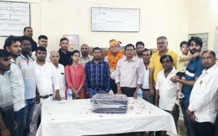 रेलवे यातायात निरीक्षक का मकराना में किया स्वागत