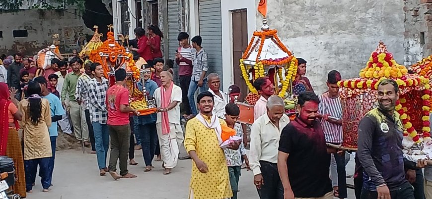 अबीर-गुलाल से रंगी धर्म नगरी गुरला ठाकुरजी के जयकारों की गूंज