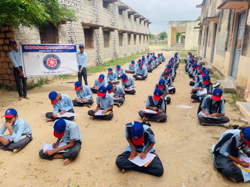 संघवी  केसरी राजकीय उच्च माध्यमिक विद्यालय तखतगढ़ में  हुआ हिन्दी दिवस का आयोजन