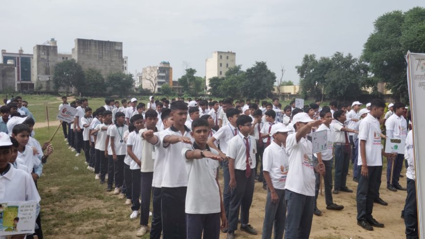 स्वच्छता ही सेवा अभियान का शुभारंभ: जिला कलेक्टर कल्पना अग्रवाल ने दिलाई स्वच्छता शपथ