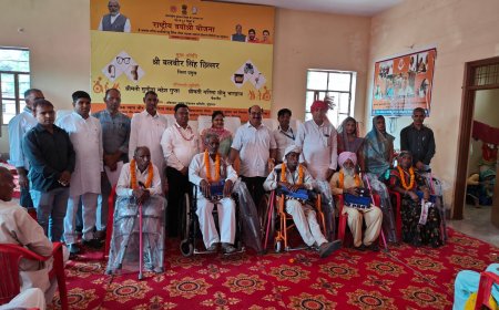 जिला कलेक्टर ने राष्ट्रीय वयोश्री योजना के तहत एलिम्को द्वारा वृद्ध जनों को उपलब्ध कराए सहायक उपकरण किए वितरित