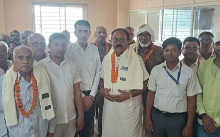 जिला सचिवालय खैरथल में अंतर्राष्ट्रीय वृद्धजन दिवस पर सम्मान समारोह का हुआ आयोजन