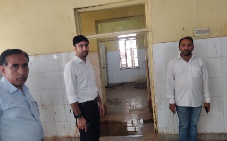 स्वच्छता ही सेवा अभियान 2024 के अन्तर्गत मनाए जा रहे स्वच्छता पखवाड़े के दौरान उपखंडाधिकारी ने किया कार्यालयों का औचक निरीक्षण