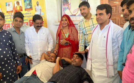 प्रजापति युवा शक्ति संगठन द्वारा समलेटी मेंरक्तदान शिविर मे 108 लोगों ने किया रक्तदान