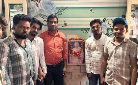 कांग्रेस कार्यकर्ताओं ने मनाई गांधी एवं लाल बहादुर शास्त्री की जयंती