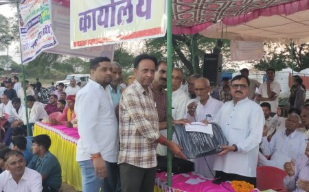 पचलंगी मातेश्वरी कुश्ती दंगल में पत्रकारो व पहलवानों का हुआ सम्मान