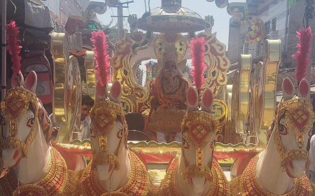 गोविन्दगढ़ कस्बे में धूमधाम से मनाई अग्रसेन जयंती, निकाली शोभायात्रा: सम्मान समारोह का हुआ आयोजन