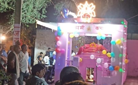 बारवा करणी माता मंदिर में रात भर बही भजनों की रस गंगा