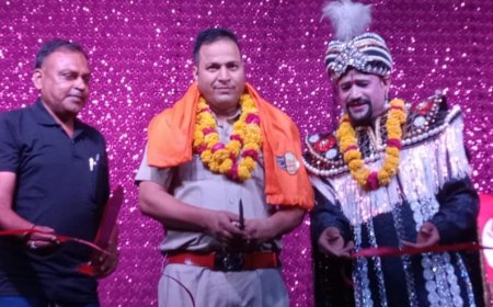 जादूगर शिवकुमार ने धूमधाम से की अपने मैजिक शो की शुरुआत