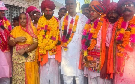 हड़मतिया उज्जैनी वीर व अर्बुदा माताजी दर्शनार्थ पालडीजाेड़ से पैदल संघ रवाना