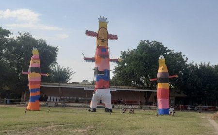 खैरथल नगर परिषद का कुपोषित दशानन रावण