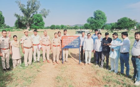 रैणी क्षेत्र के रामनगर में विवादित भूमि पर उपखंड अधिकारी के आदेशों पर लगाया  पुलिस का बोर्ड