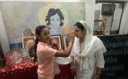 घुमंतू परिवारों के बच्चों के साथ मनाया जन्मदिन :समाज में वंचित तबके की मदद और सहयोग का बढ़ा रुझान