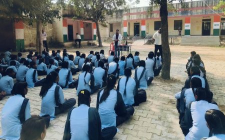 आयुर्वेदिक विभाग के महुवानोडल अधिकारीवैध राजकुमार मीणा के सानिध्य में आरोग्य सप्ताह का हुआ शुभारंभ