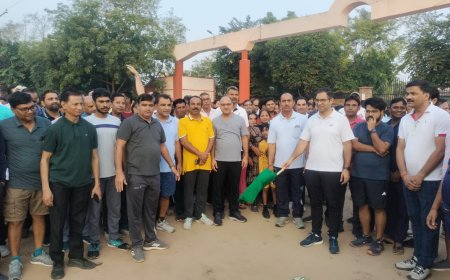 फिट इण्डिया फ्रीडम रन का आयोजन :जिला कलक्टर ने दिखाई हरी झंडी