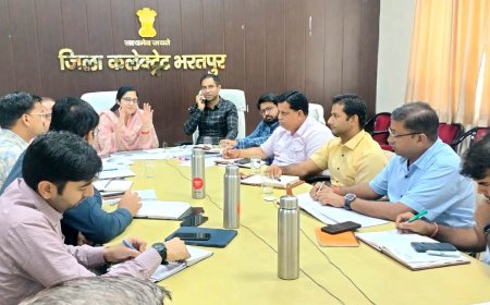 जिला प्रभारी सचिव ने ली अधिकारियों की बैठक जेजेएम कार्यों की मॉनिटरिग कर, पूर्ण हो चुके कार्यों की मौके पर जाकर जांच करें-जिला प्रभारी सचिव
