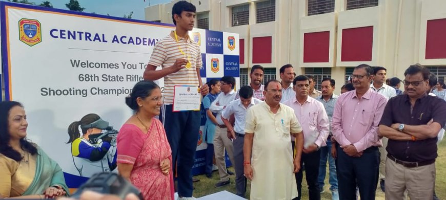 गोविन्दगढ़ ब्लॉक के आशीष ने एयर पिस्टल योजना में हासिल किया गोल्डन मेडल