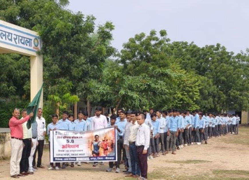 मैराथन दौड़ से दिया, फिट इंडिया का संदेश:  फिट इंडिया फ्रीडम रन में दौड़े 500 छात्र छात्राएं