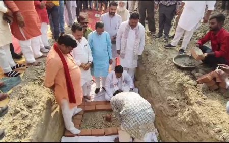 केंद्रीय मंत्री नें भाजपा विधायकों जिलाध्यक्ष के साथ पूजा अर्चना कर रखी नींव की ईट, छह करोड़ से अधिक लागत से बनेगा पावर स्टेशन