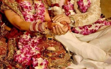 जाग उठे देव, बज रही है शहनाइयां
