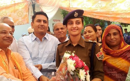 युवाओं में बढ़ती नशे की प्रवृत्ति और घटते हुए संस्कारों पर की चर्चा