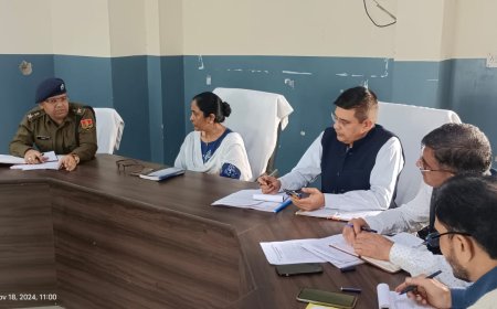 नशा मुक्त भारत अभियान के तहत जिला कलेक्टर ने ली बैठक