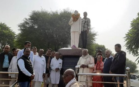 स्वर्गीय डॉक्टर छोगा लाल की 36 वी पुण्यतिथि पर सैकड़ो लोगों ने दी सच्ची श्रद्धांजलि
