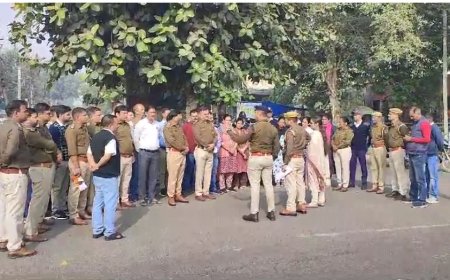 परिवहन विभाग और यातायात पुलिस के संयुक्त तत्वावधान में चलाया सड़क सुरक्षा जागरूकता अभियान