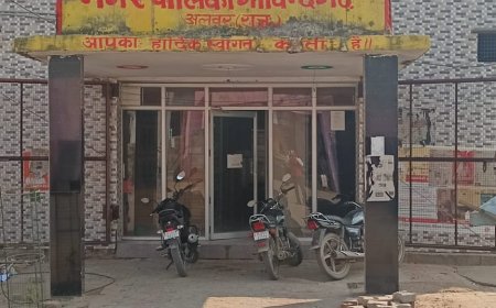 नगरपालिका गोविन्दगढ़ में जन्म प्रमाण पत्र के लिए भटक रहे लोग, बच्चों का भविष्य अधर में