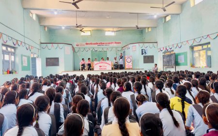 पीएमश्री रा.बा.उ.मा.वि. तखतगढ़ में वाद-विवाद प्रतियोगिता आयोजित