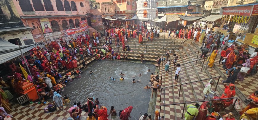 लोहार्गल सूर्य मठ में मनाई देव दीपावली :सूर्यकुंड में डूबकी लगाकर भगवान सूर्य देव के समक्ष जलाए दीपक