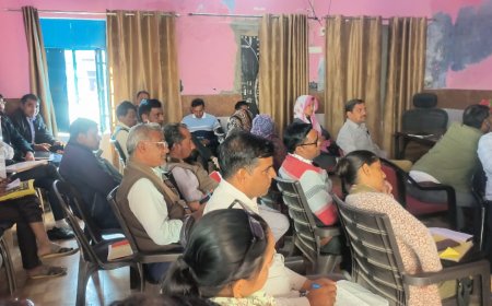 गोविन्दगढ़ पंचायत समिति की मासिक बैठक में कई मुद्दों पर हुई चर्चा