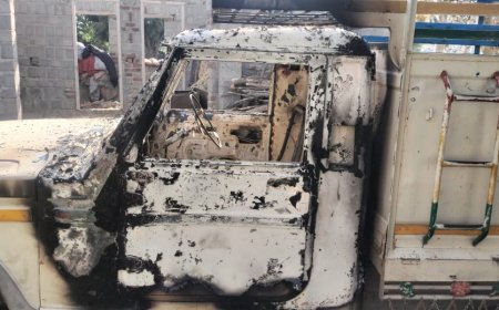 अज्ञात लोगों की करतूत, घर के बाहर खड़ी पिकअप को लगाईं आग, मामला दर्ज
