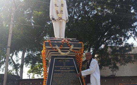शहीद जेपी यादव की नीमकाथाना में मनाई 23 वीं पुण्यतिथि:शहीद की प्रतिमा पर किए श्रद्धा सुमन अर्पित