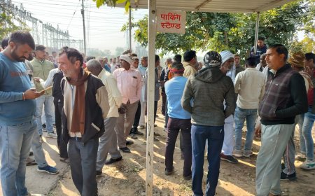 किसानों ने दिया ग्रिड पर धरना, बोले-रात में पूरी  चाहिए बिजली