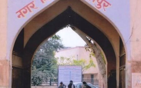 नगर निगम के पाँच अधिकारियों पर 25 लाख की फ़र्जकारी का आरोप ठेकेदार ने अदालत में ठोका मुकदमा