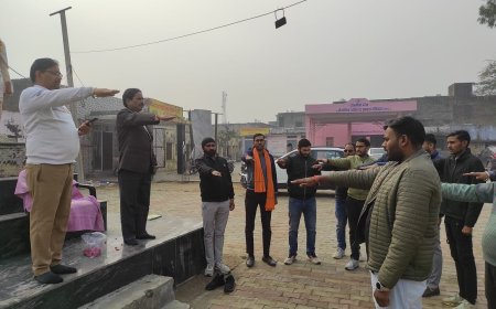 गोविंदगढ़ मे ब्लॉक शिक्षा अधिकारी  ने दिलाई कर्मचारियों को सुशासन की शपथ