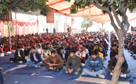 इंजीनियर्स पॉइंट स्कूल के टैलेंट सर्च एग्जाम में परीक्षार्थियों का उत्साह और उमंग के साथ उमड़ा हुजूम