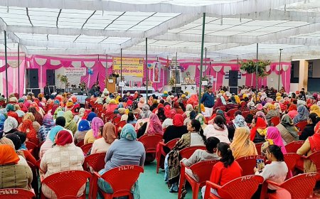 आदर्श विद्या मंदिर उच्च माध्यमिक विद्यालय महुवा में हुआ मातृ सम्मेलन