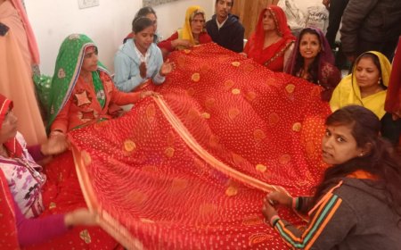 सांवरिया सेठ मंदिर में महिलाओं ने नाचते गाते लगाई मां शाकंभरी की चुनडी के बूटियां